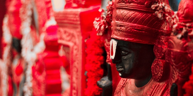 Understanding Do's and Don'ts While Visiting in India