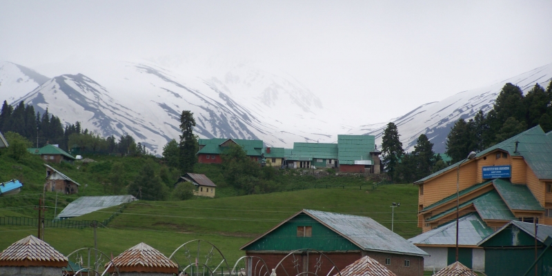 Gulmarg, Jammu & Kashmir: India’s Alpine Wonderland Comparable to the European Alps