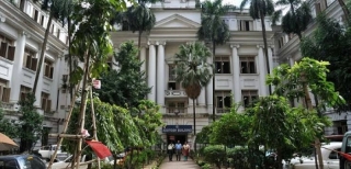 Experience royalty by staying is one of these magnificent heritage hotels of India