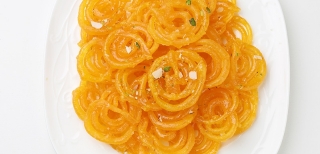 Winters in India Gets Sumptuous With these Great Seasonal Delicacies