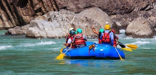 Where Mountains Meet Adventure: The Best Thrill-Seeking Activities in Uttarakhand