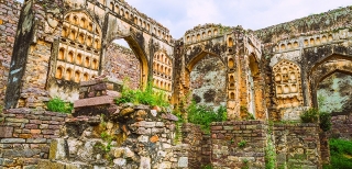 Discover the Treasure Trove of Indian History by Visiting these Magnificent Forts in India